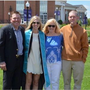 Meet your Posher, Donna